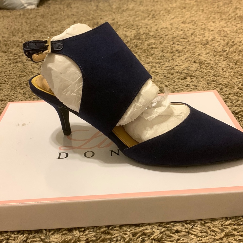 Kitten heels
